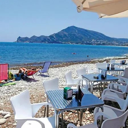 Lovely In With Outdoor Swimming Pool Сasa de vacaciones